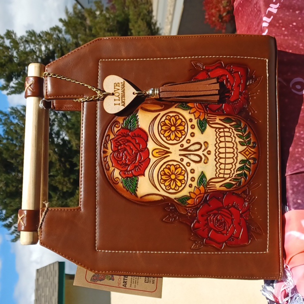 Leather handbag